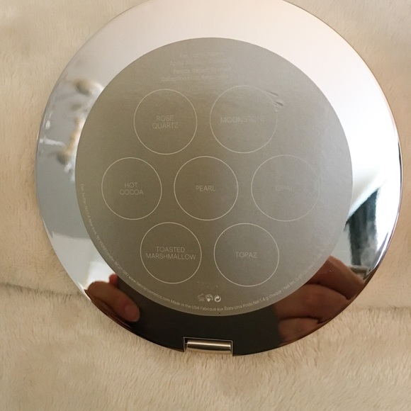 ✨Limited Edition✨ Becca Eye Lights Palette - Picture 2 of 7